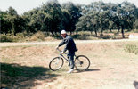 D. José Luis en bicicleta